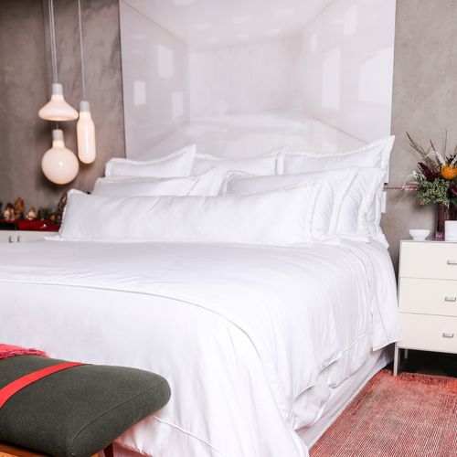 Body Pillow Franchesca 600 Fios