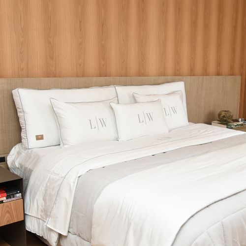 Cama Hotel Cinza Cimento