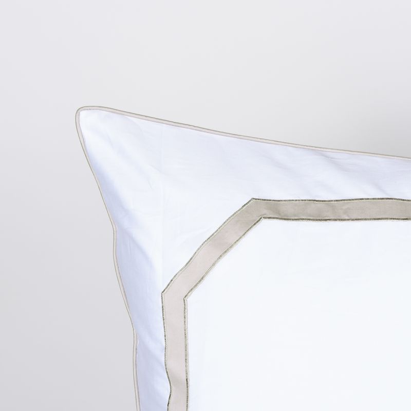 Body-pillow-silvia-braz-6